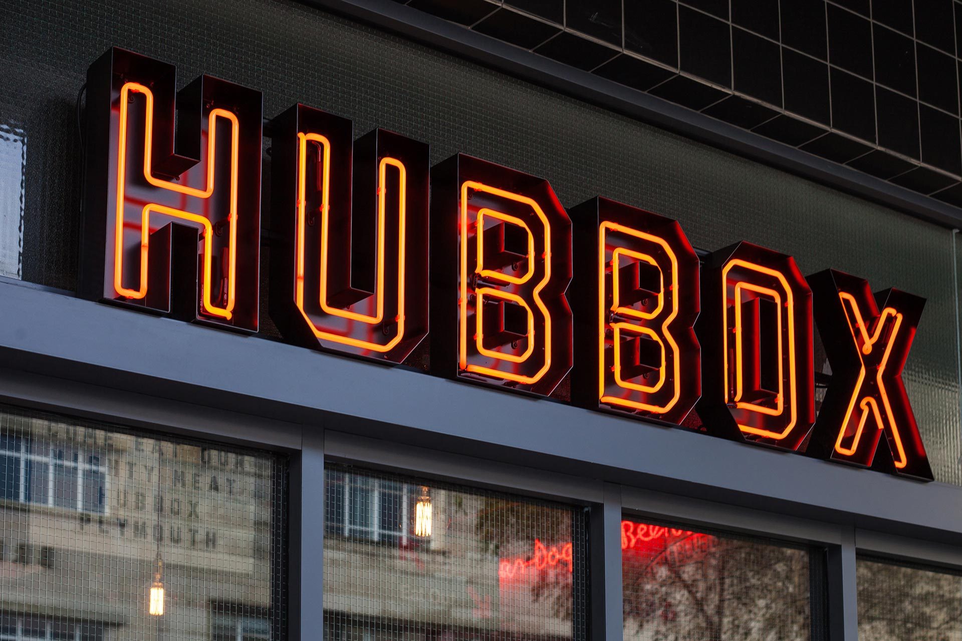 Plymouth - Hubbox